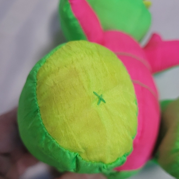 Fisher Price 1992 Dino-Roars Baby T-Rex Dinosaur Green Puffalump Nylon Dino 9" - Picture 7 of 9